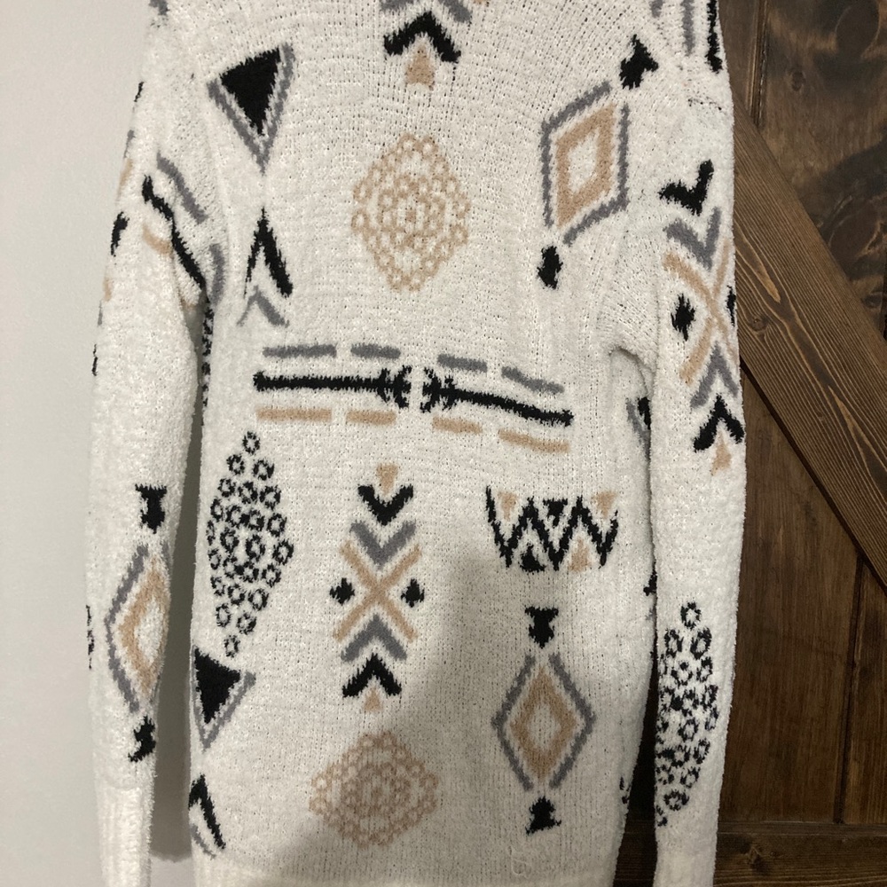 Medium sized cardigan